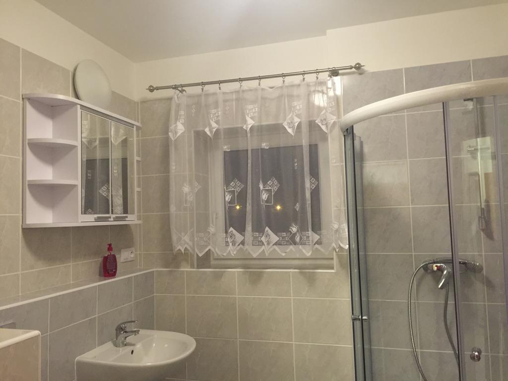 Apartman Na Lukach - Kopretina Тршебонь Экстерьер фото