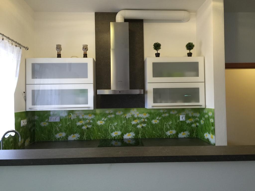 Apartman Na Lukach - Kopretina Тршебонь Экстерьер фото