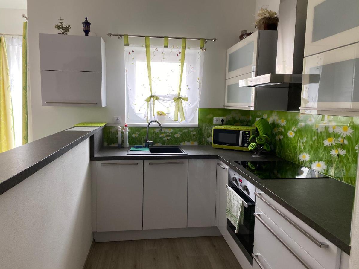 Apartman Na Lukach - Kopretina Тршебонь Экстерьер фото