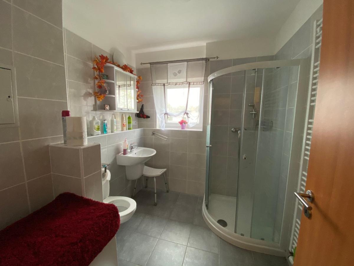 Apartman Na Lukach - Kopretina Тршебонь Экстерьер фото